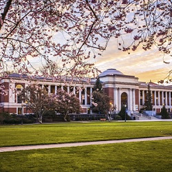 Universidades Americanas - Spring Semester